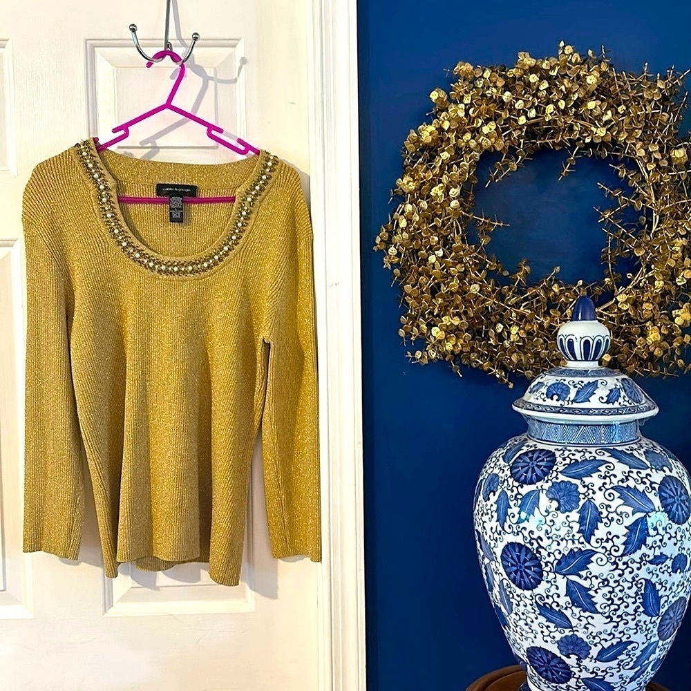 Women’s Cable & Gauge Gold Metallic Beaded Silk Blend Scoop Neck Sweater Size L
